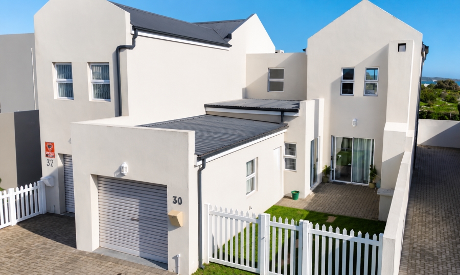 3 Bedroom Property for Sale in Villa Diamante Western Cape